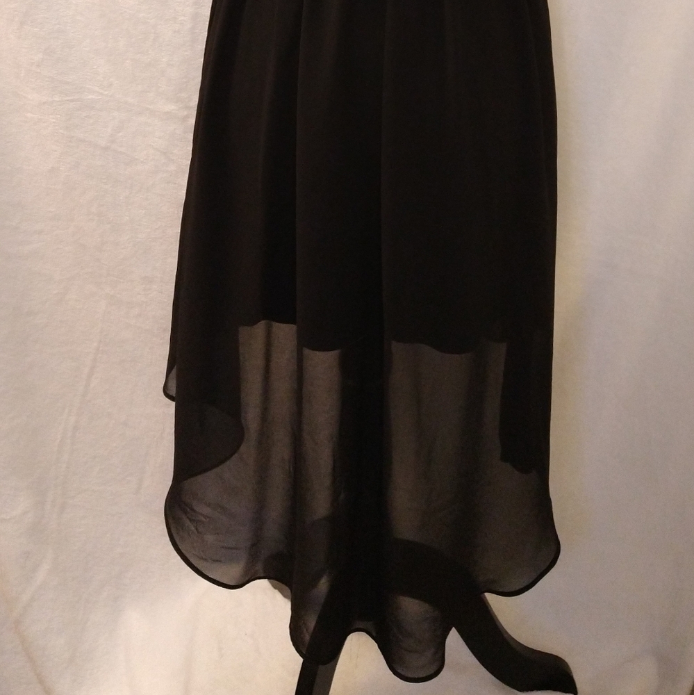 Hi-lo Dress - Picture 8 of 14